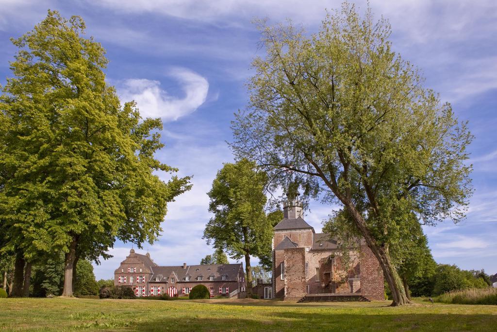 Schloss Hertefeld & Hertefeldhof Weeze Exterior foto